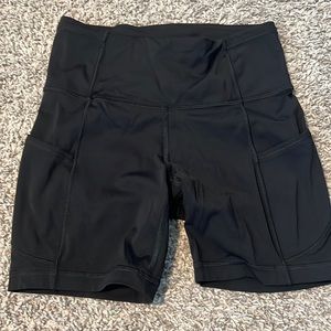 Lululemon fast and free short